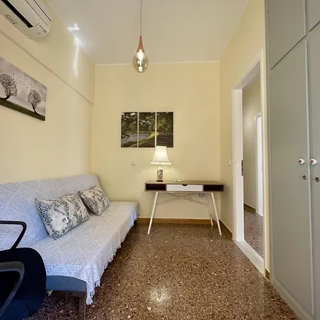 Kalamata.house - Sunny And Modern With View! アパート カラマタ