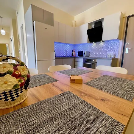 Apartmán Kalamata.house - Sunny And Modern With View!