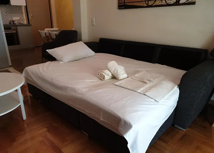 Kalamata.house - Sunny And Modern With View! *