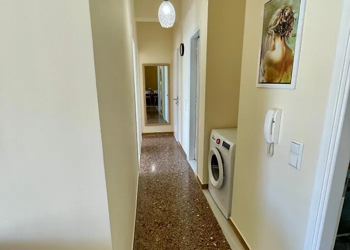 Kalamata.house - Sunny And Modern With View! *